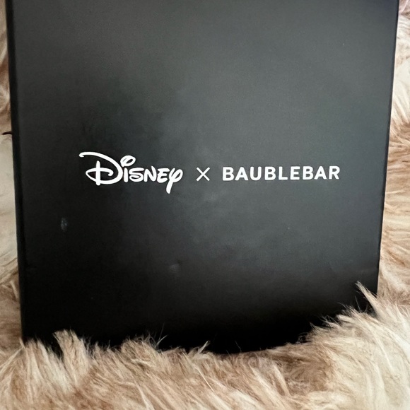 Disney X Baublebar Minnie Mouse Earrings - Picture 2 of 3